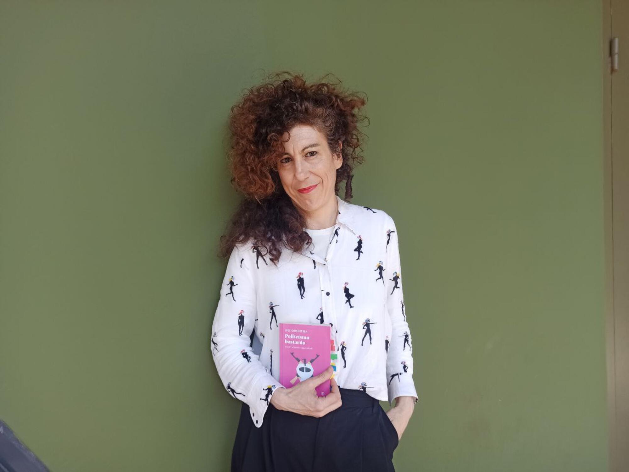 Jule Goikoetxea Politeísmo bastardo